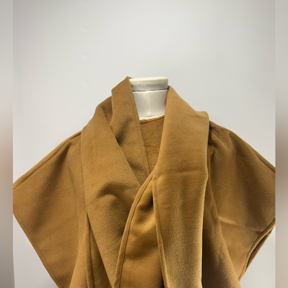 NWT Loft Sz XS luxuriously oversized wrap with removable scarf - Picture 5 of 12